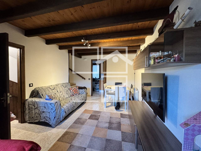 Local en Castellfollit de La Roca Girona