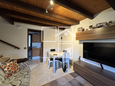Local en Castellfollit de La Roca Girona