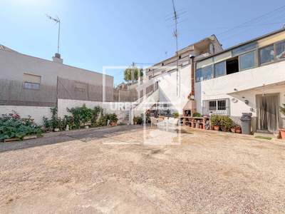 Inmueble en Calle Fuente de Santa Teresa Número 1  , Barcelona